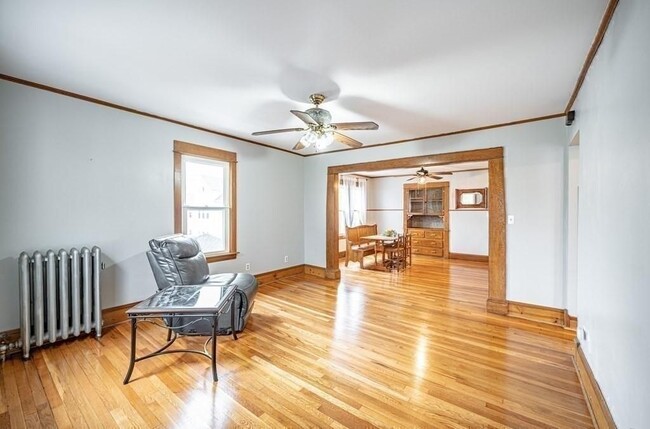 Living Room - 80 Shawmut St