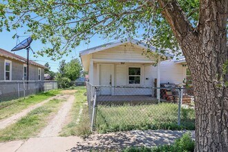 Building Photo - 310 S Prospect St
