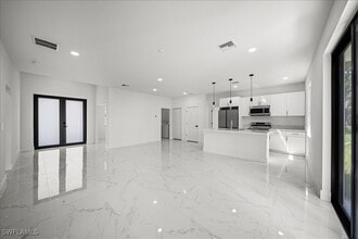 Building Photo - 3315 67th St W