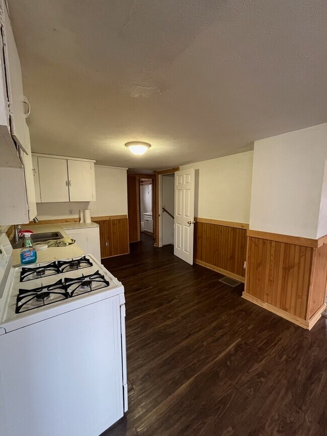 Foto del edificio - 1144 West St