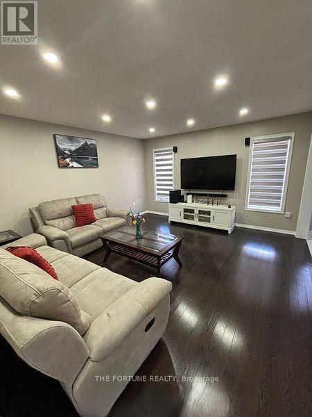 Photo du bâtiment - 66 Seascape Crescent