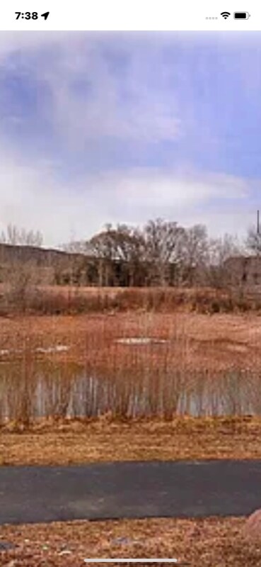 Primary Photo - 112 Lakeside Ct