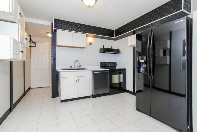 Building Photo - Charming Home in Middletown, OH