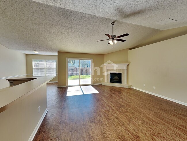 Foto del edificio - 2508 Westchester Ct