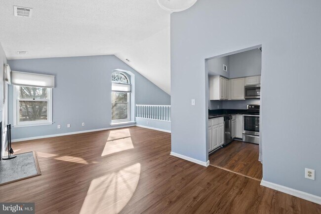 Foto del edificio - 3151 Covewood Ct