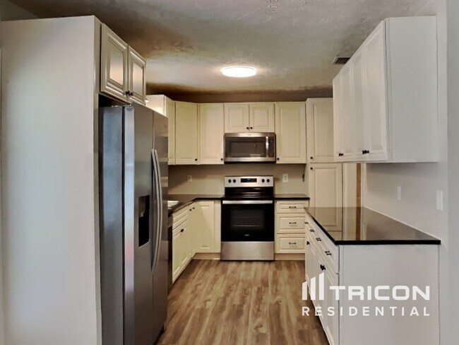 Building Photo - 1218 Melvin Dr