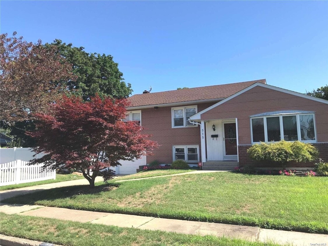 515 Linda Dr, East Meadow, NY 11554 House Rental in East Meadow, NY