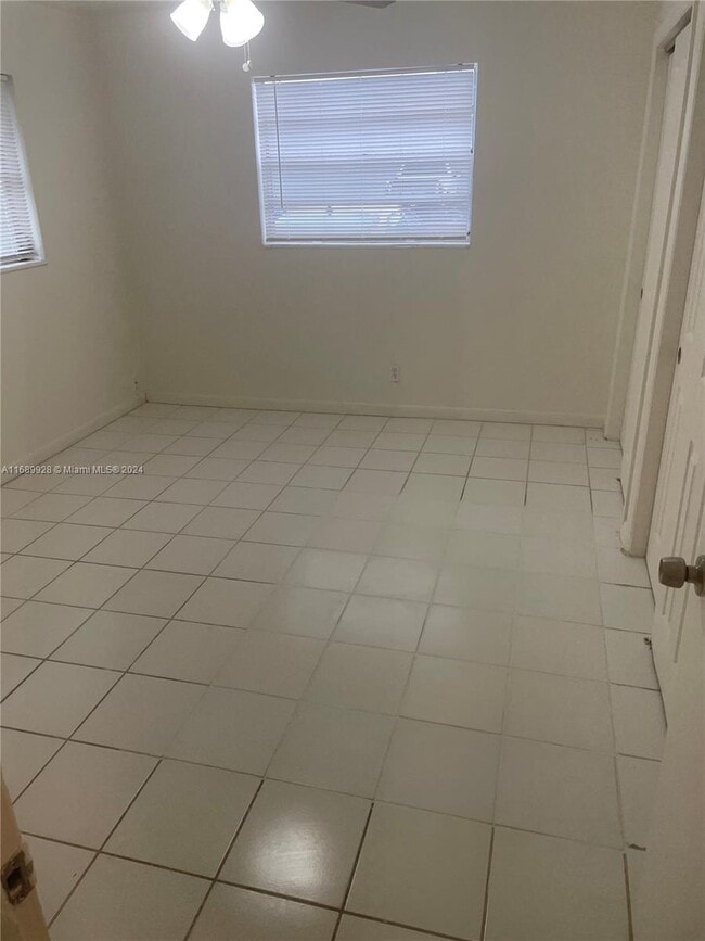 Foto del edificio - 1415 SW 3rd Ave