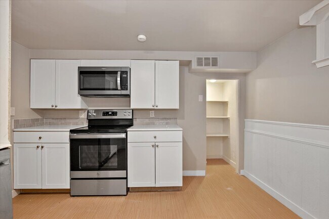 Foto del edificio - 810 N 6th E St