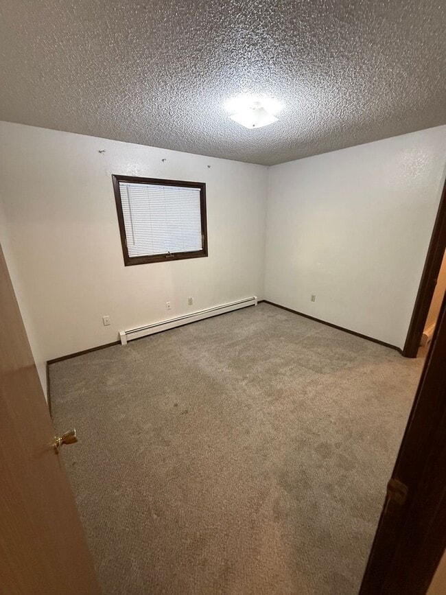 Building Photo - 7301 Woburn-2