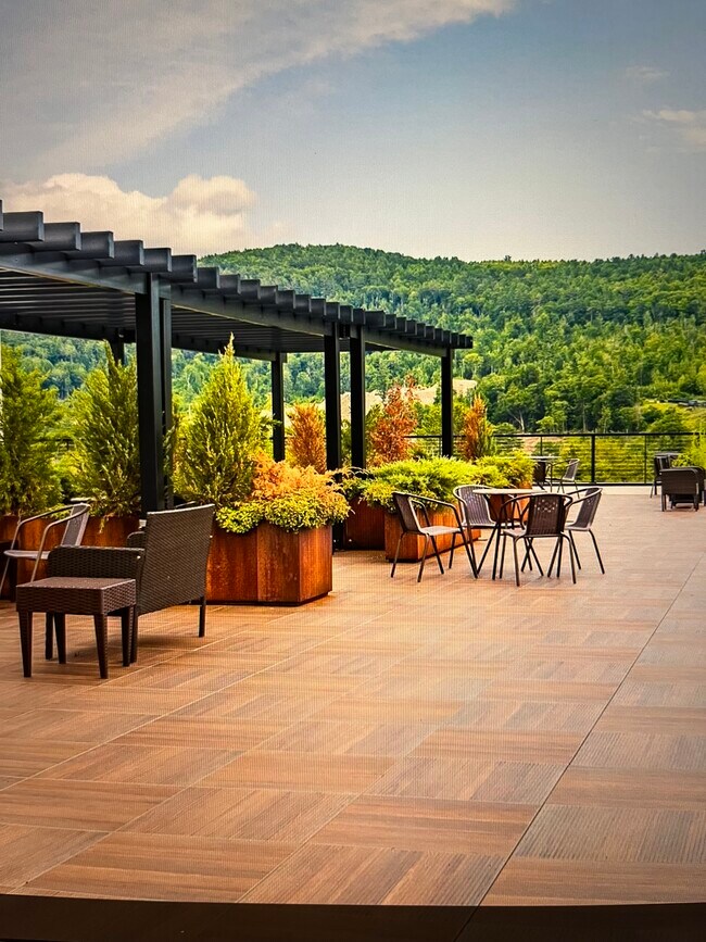 Roof top deck - 69 Etna Rd