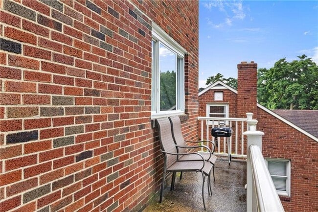 Foto del edificio - 2897 Leola Ave