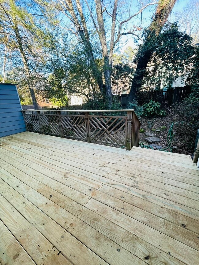 Building Photo - 1489 Bentley Ln SE