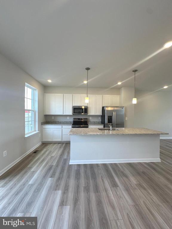 Building Photo - 106 Telluride Wy