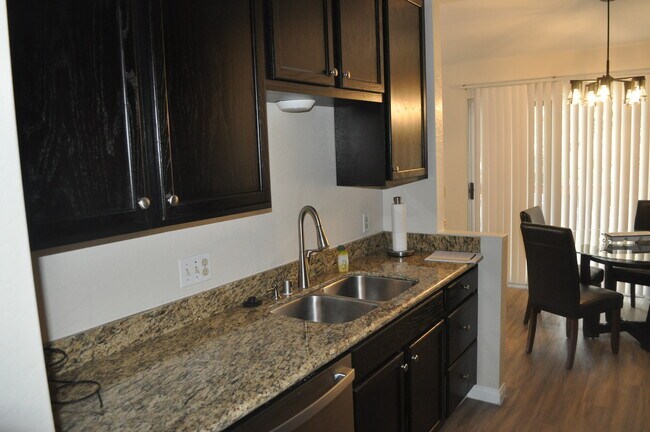 Building Photo - 4095 Rosenda Ct