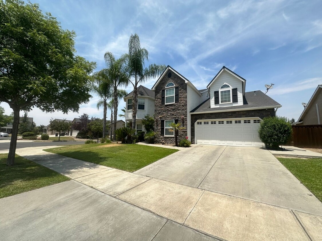 Building Photo - 3448 W Sady Ct