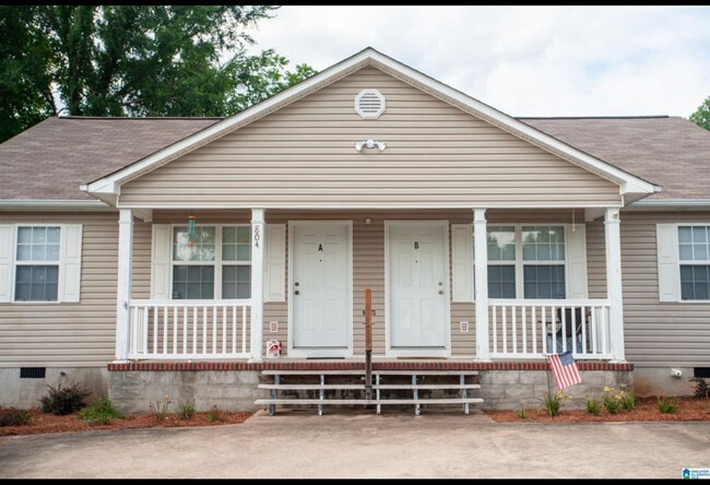 Foto del edificio - 804 2nd St NE
