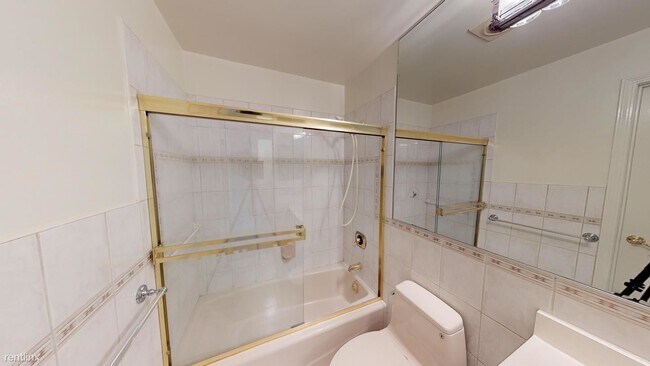 Building Photo - 1 br, 1 bath House - 650 35th Ave Private ...