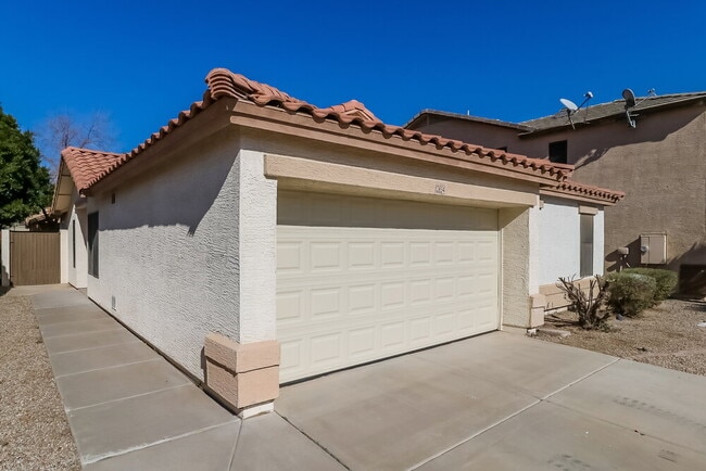 Foto del edificio - 12834 W Windsor Ave