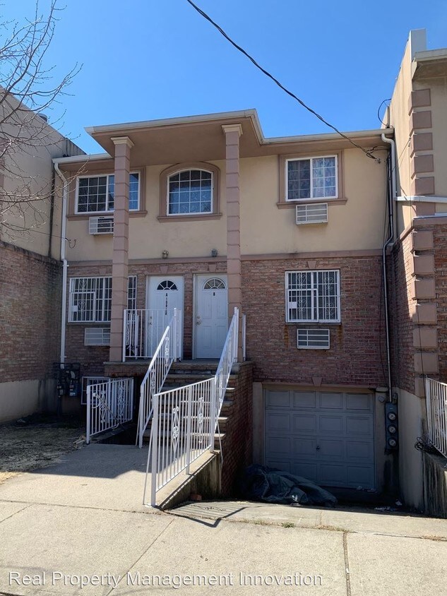 Primary Photo - 109-28 155th St