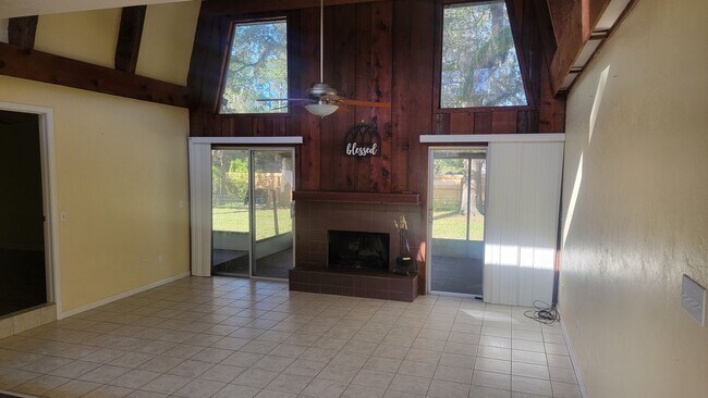 Foto del edificio - 5805 West Blvd