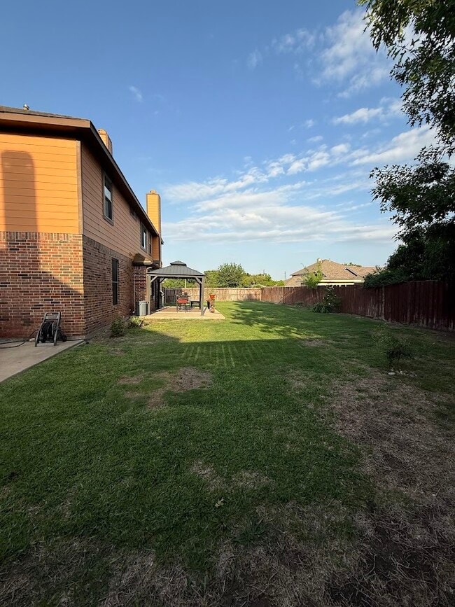 Building Photo - 104 Misty Glen Ln