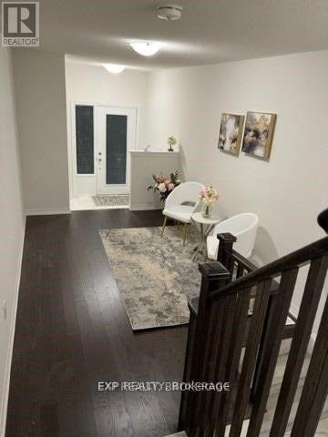 Building Photo - 211 Vivant St