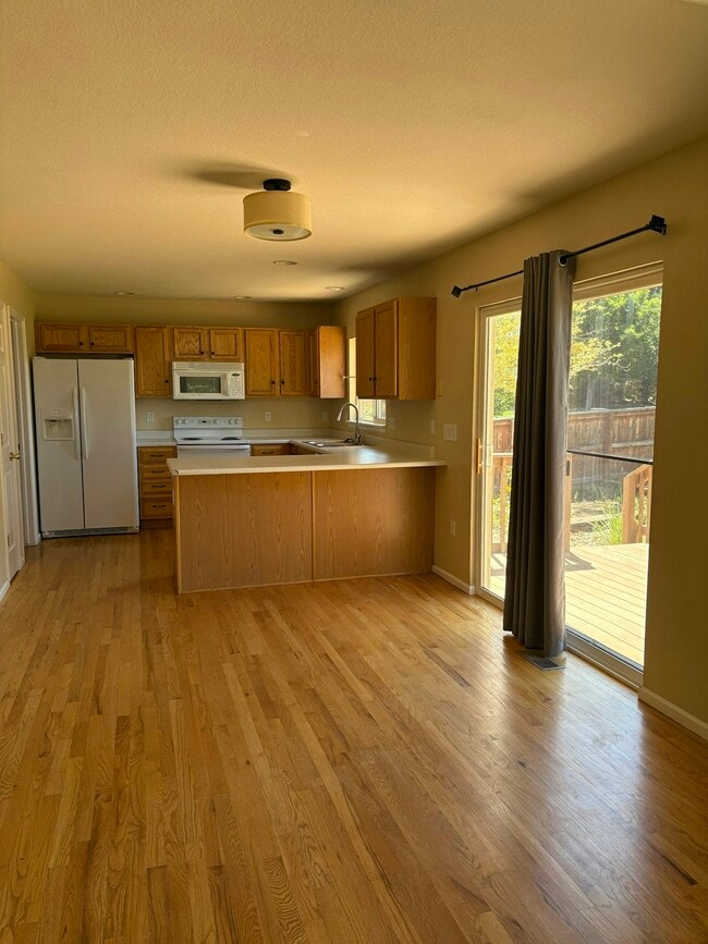 Building Photo - 4338 E Brookwood Dr