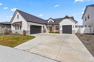 Building Photo - 7820 W Cardinal Dr
