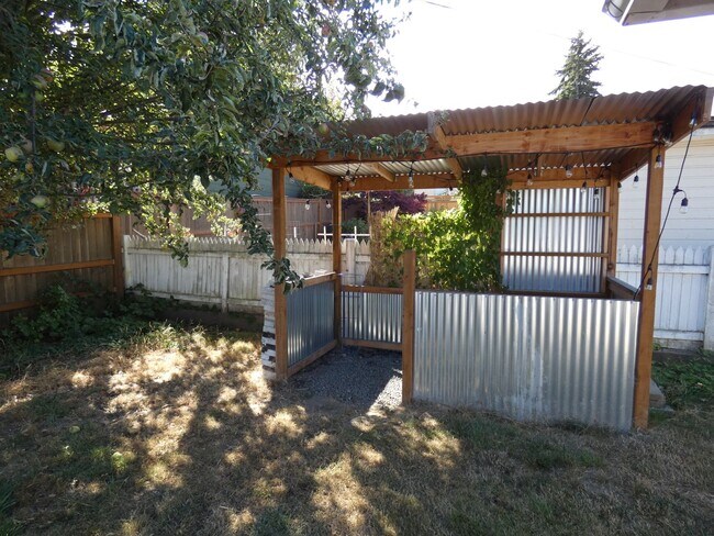 Foto del edificio - Centrally Charming