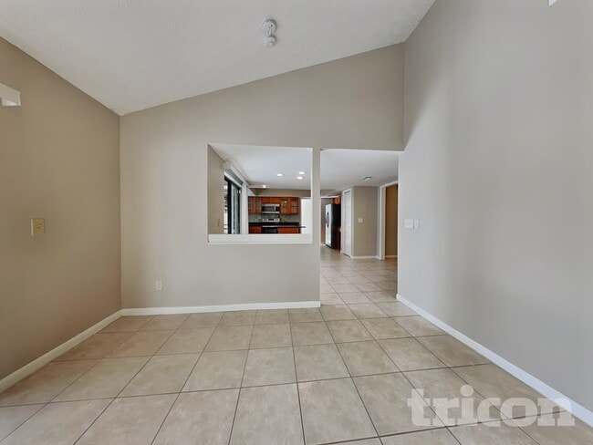 Building Photo - 1422 Mistyglen Ln