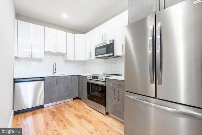 Building Photo - 1331 N 17th St