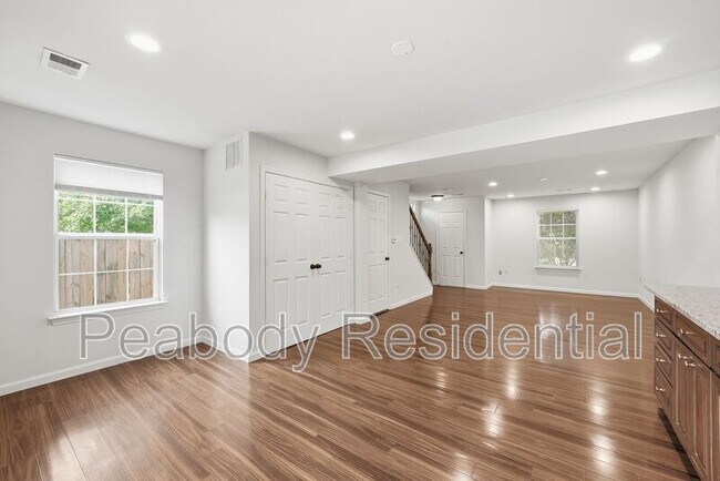 Foto del edificio - 20430 Herring Pond Terrace