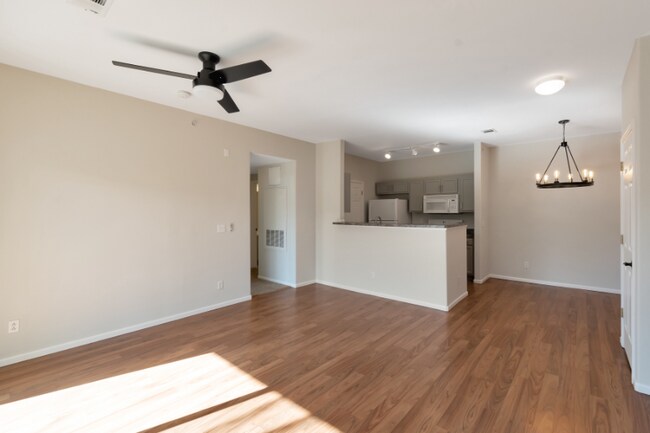 Building Photo - 4451 S Ammons St