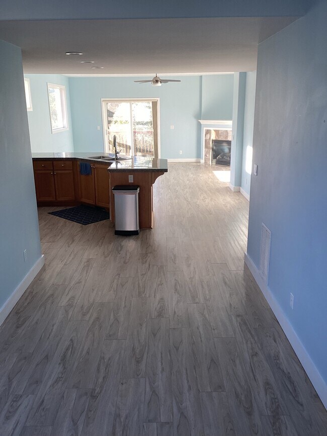 Foto del edificio - 475 SE 35th St