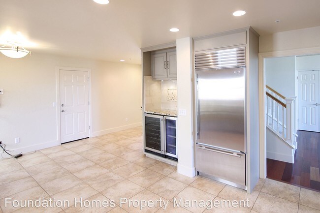 Building Photo - 3 br, 2.5 bath House - 3 Presidio Ct.