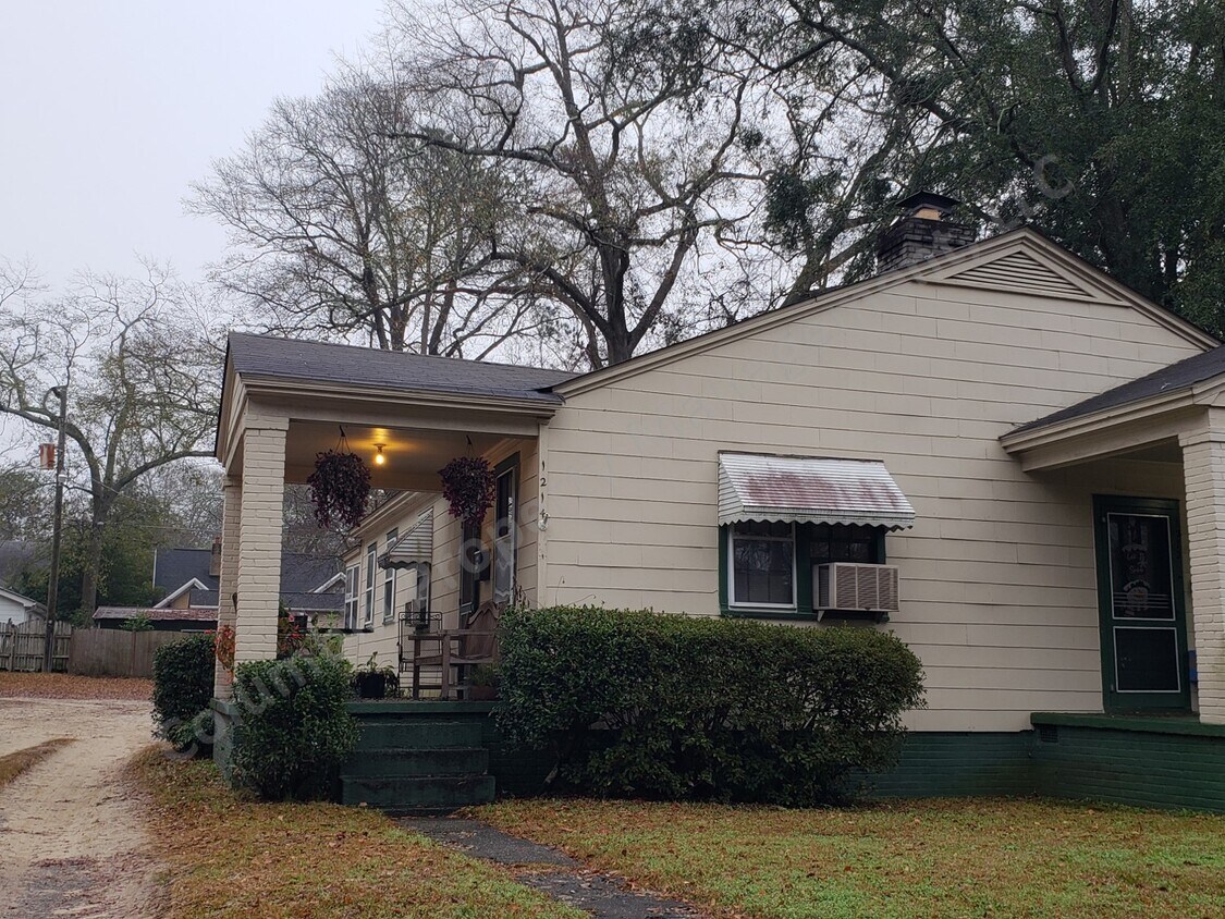 Foto principal - 1214 Woodrow St