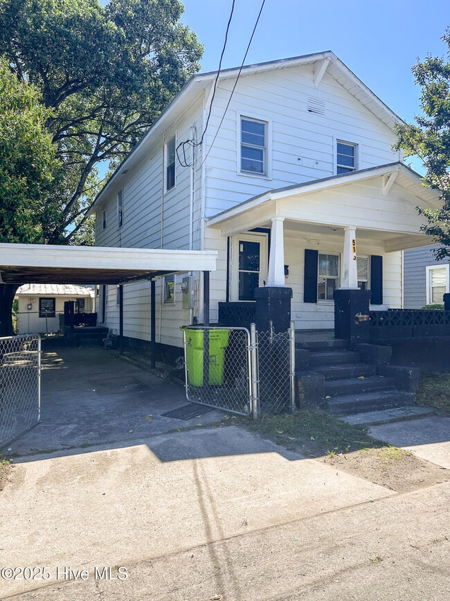 Building Photo - 516 2nd Ave