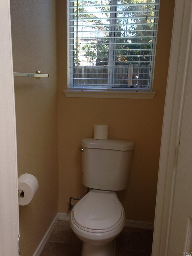 Building Photo - 1103 Meadowlark Dr