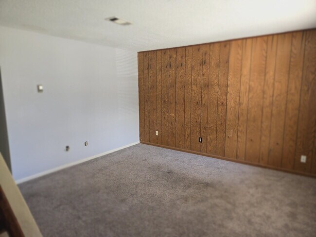 Foto del edificio - Great location. Centrally located.