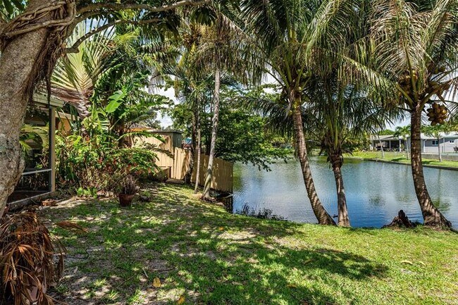 Foto del edificio - 2717 SW 46th St
