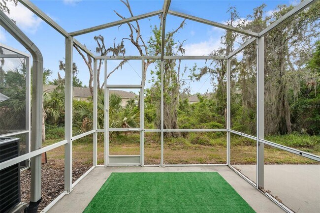 Foto del edificio - 15929 Fishhawk Creek Ln