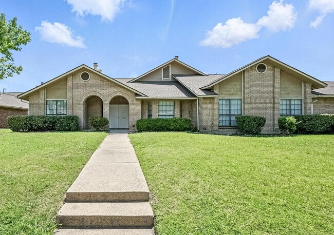 Building Photo - 4039 St Christopher Ln
