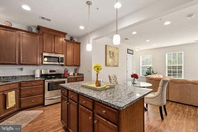 Foto del edificio - 14790 Mason Creek Cir