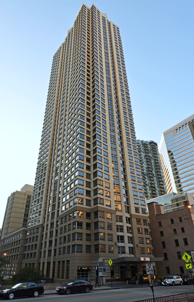Building Photo - 440 N Wabash Ave