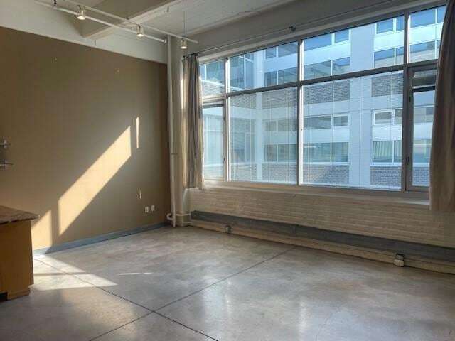 Foto del edificio - 700 N Washington Ave