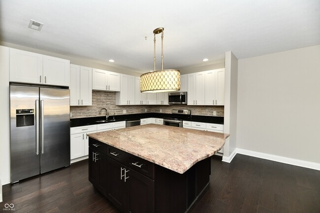 Foto del edificio - 8555 One W Dr