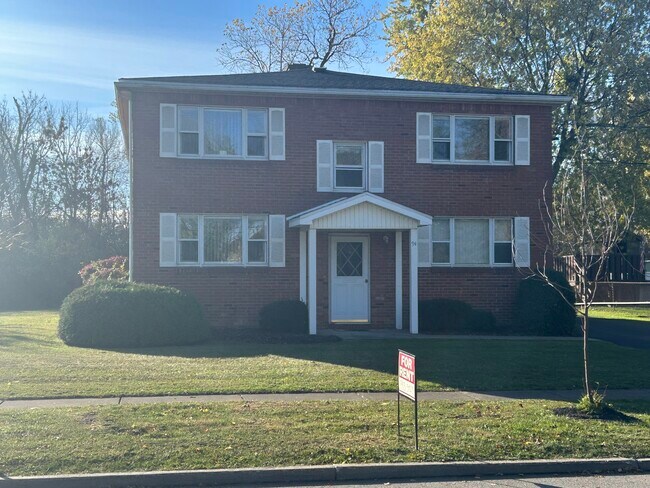 Foto del edificio - 94 Hinchey Ave