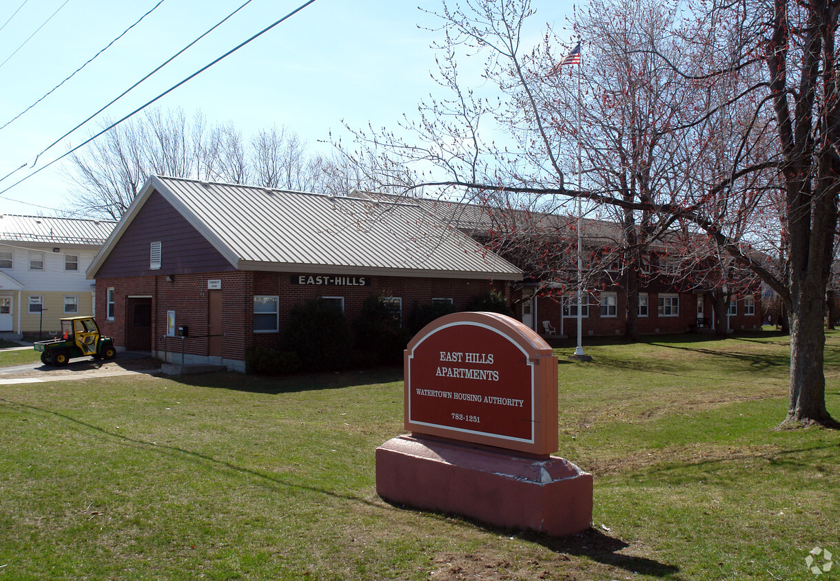 Primary Photo - East Hills Apartments