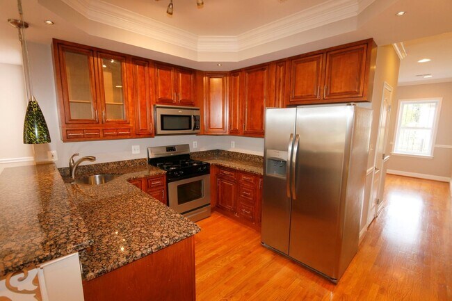 Foto del edificio - 607 P St NW
